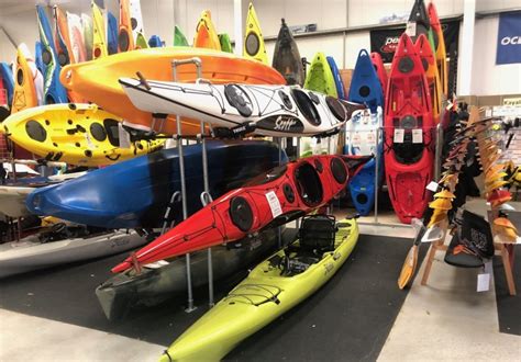 kayak shops victoria bc.